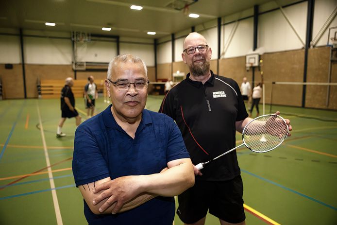 Audy Nettekoven (links) en Michiel Louwe van Badmintonclub Smashing Bruang.