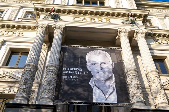 Koninklijk Theater Carré, ter voorbereiding op het afscheid van Peter R. de Vries.