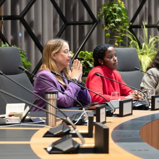 ‘Het is goed nieuws dat er meer vrouwen zijn verkozen in de Tweede Kamer, maar geef ze nu ook de ruimte’