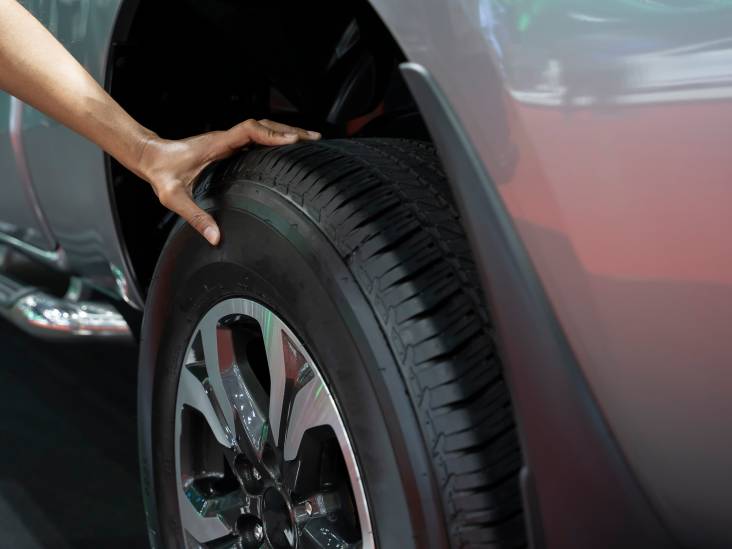 ‘Waarom is lucht niet gratis bij het tankstation?’