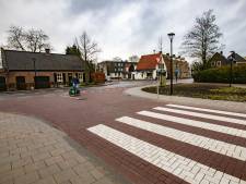 ZW14 wil weten wanneer zebrapad bij 't Houten Kietje in Waalre-dorp wordt geplaatst