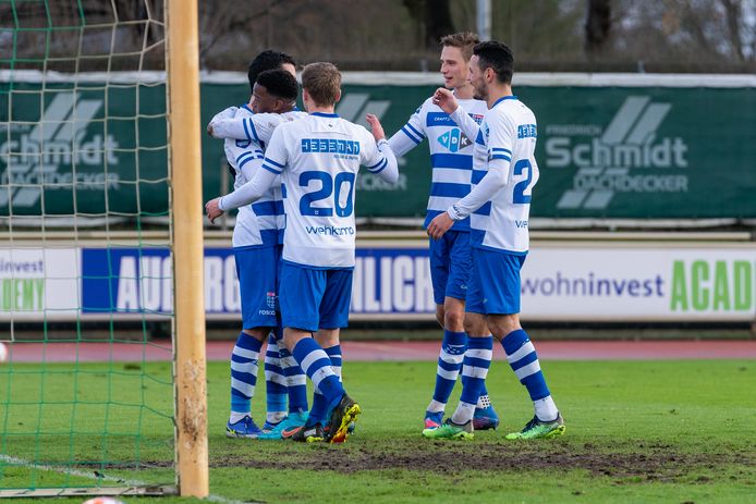 PEC blijft het nieuwe jaar juichen. Na de zeges in competitie versloeg het donderdag Werder Bremen met 1-0, dankzij een doelpunt van Thomas van den Belt (nummer 20).