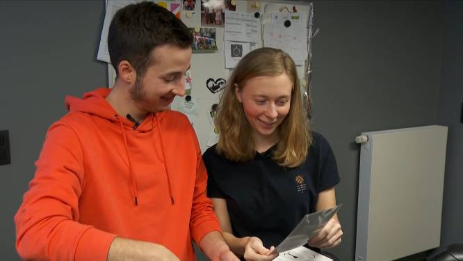 Miet is in verwachting van kindje verwekt met eicel van haar vriend, een trans man: “Zo kunnen we toch samen kindje dragen”