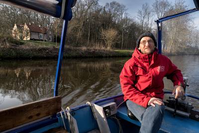 Vroeger zat Nick zeven dagen per week tussen de varkens, nu organiseert hij boot- en fietstochten