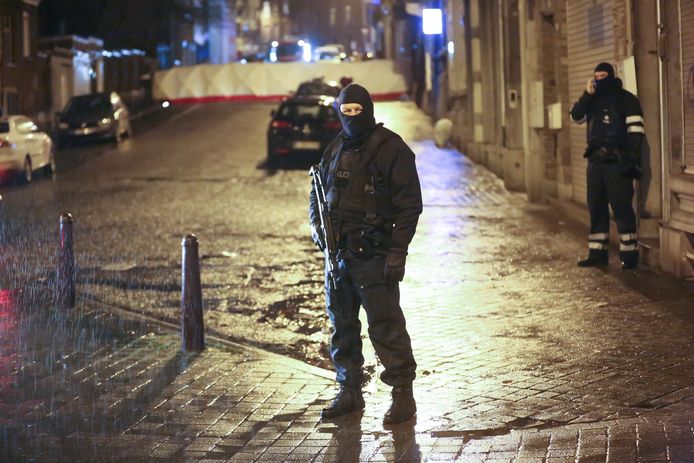 15 januari 2015:  twee twintigers die op het punt stonden een aanslag te plegen, stierven in de Luikse stad Verviers in een vuurgevecht met de speciale eenheden van de politie. Een derde betrokkene raakte gewond.  Er is allicht geen link met de arrestatie van vorige maand. (archieffoto)