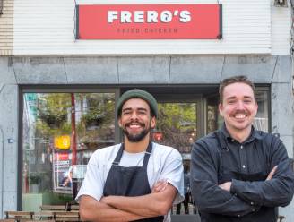 NET OPEN. Jean en Edos openden in het stadscentrum Frero’s Fried Chicken: “90 procent komt terug na hun eerste bezoek, en dat willen we zo houden”