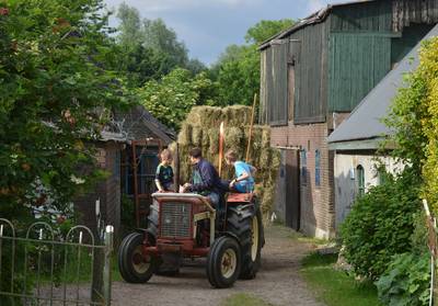 Gemeente West Betuwe gaat bij letterlijk élk bedrijf in buitengebied op de koffie