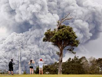 Hawaï kondigt code rood af door aswolk van 3.000 meter hoog: "Zwaardere uitbarsting kan op elk moment volgen"