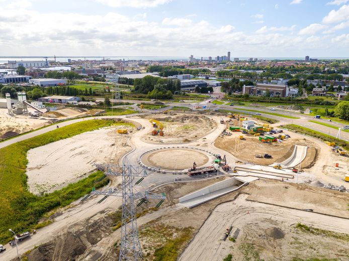 In Vlissingen zijn vooruitlopend op de bouw van de kazerne de wegen aangepast.