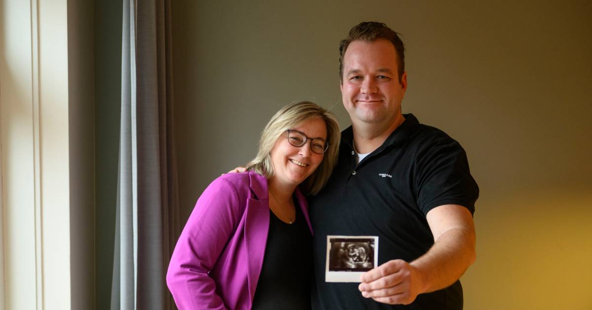 Primeur in Nederland, stel zwanger door embryo uit Portugal ‘Mijn eitjes waren op’ Gezond AD.nl