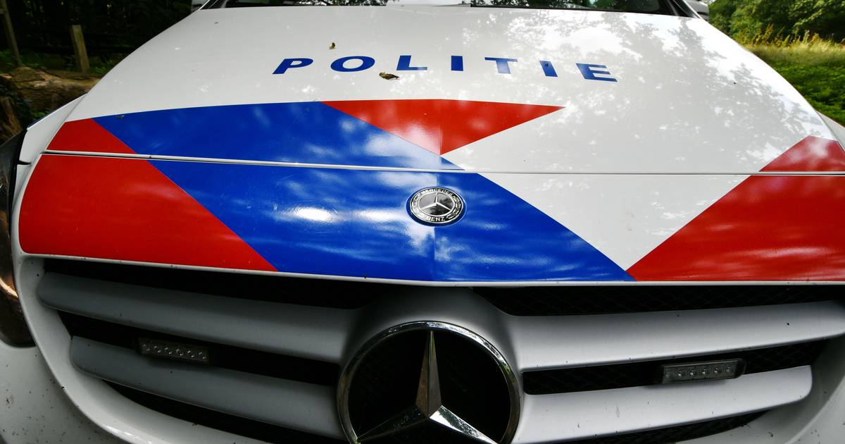 Drie mannen aangehouden na steekpartij in woning, slachtoffer naar ziekenhuis gebracht | Rotterdam