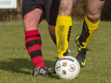 Twee duels gestaakt: spelers uitgemaakt voor zwarte piet en roetveegpiet