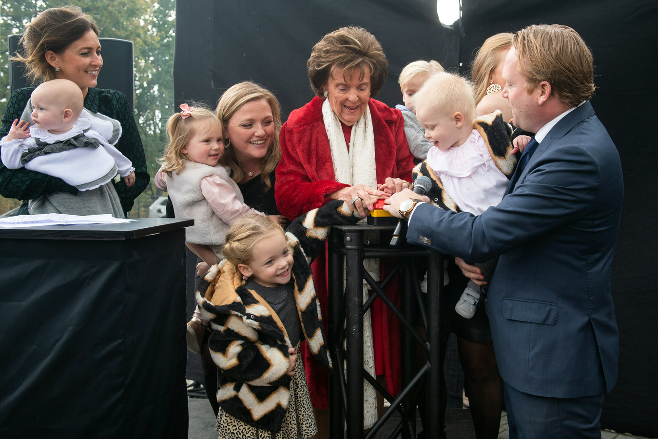 Van der Valk in Gilze al 45 jaar een kers op de appelmoes Foto bndestem.nl