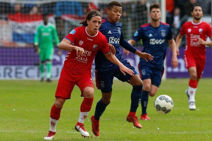 Giovanni Troupée tijdens FC Utrecht - Ajax