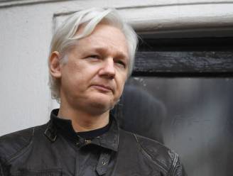 WikiLeaks-oprichter Assange trouwt met zijn voormalig advocate in Londense gevangenis
