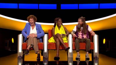 Het spirituele kantje van Charlotte Adigéry en het quizdebuut van Petra De Sutter: dit was ‘De slimste mens’