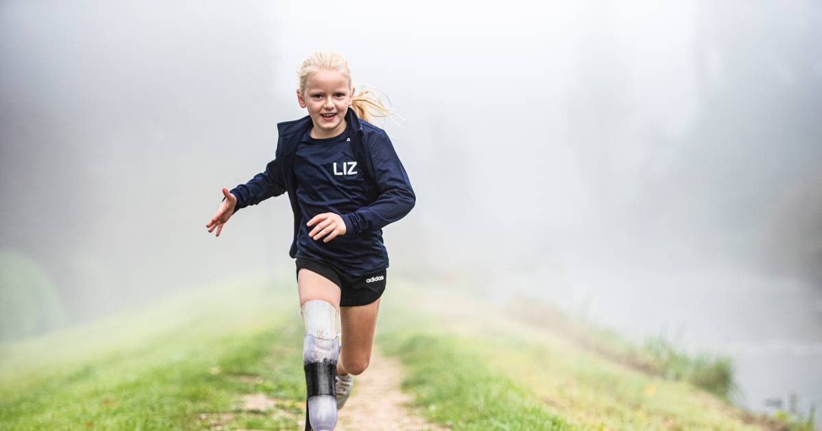 Onderbeen van Lizzie (8) werd geamputeerd, maar door deze blade kan ze nu rennen: ‘Ga als een speer’