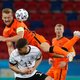 Jong Oranje kan zich niet verlossen uit houdgreep van Duitsers