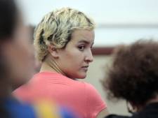 La militante tunisienne quitte Femen et accuse le groupe d'islamophobie