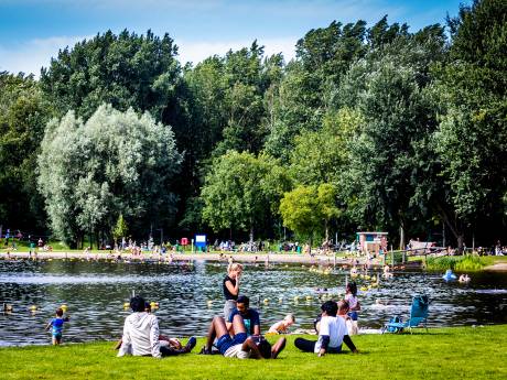 Dit weekend regionaal zomers warm, maar óók weer onweersbuien