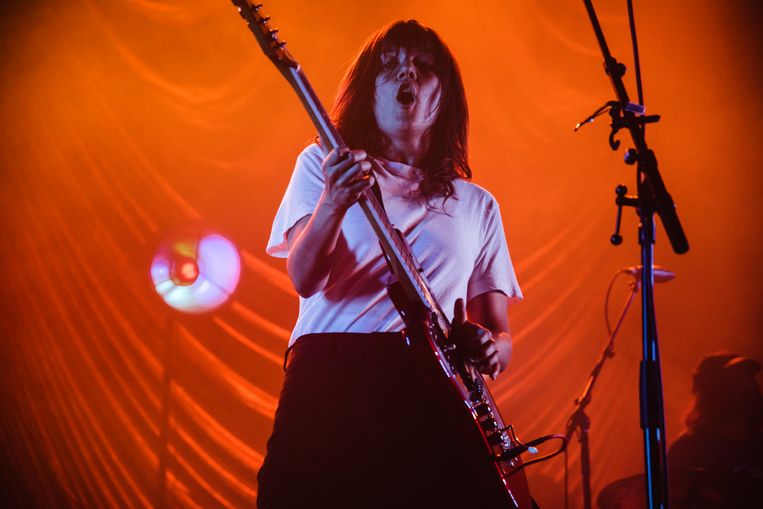 Courtney Barnett in de AB: sarcastische, bijtend grappige tirades. Beeld Francis Vanhee