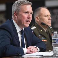 Amerikaanse legerminister Driscoll stapt op na spanningen met minister van Defensie Hegseth