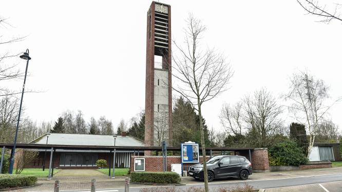 Raad van State vernietigt verkoop kerk Heizijde, gemeente wil zo snel mogelijk overleg met Kerkraad: “Site kon al drie jaar park zijn”