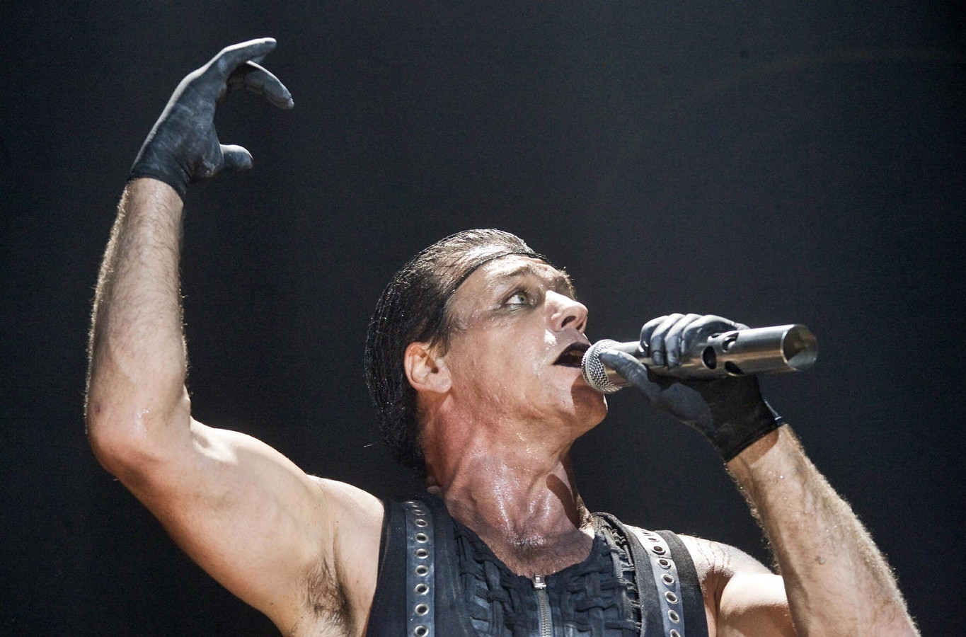 Rammstein reageert na nieuwe beschuldigingen wangedrag frontman Till ...