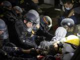 Politie breekt door barrière van protestkamp op universiteit