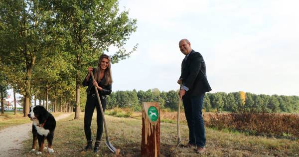 Drie nieuwe losloopgebieden voor honden in Ammerzoden, Well en Kerkdriel zijn geopend