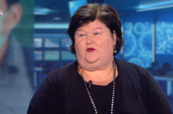 Maggie De Block in de studio van VTM Nieuws.