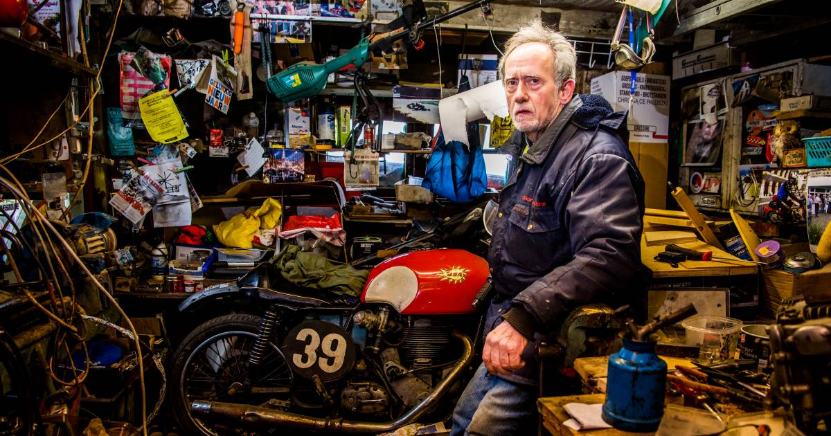 Kunstwerk herinnert aan wapendroppings Berkenwoude