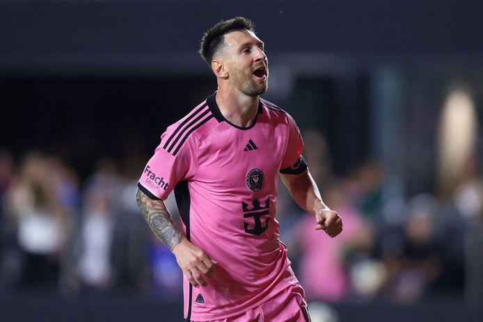 Lionel Messi in het roze van Inter Miami.