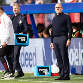 Ook na ontslag Heitinga kwakkelt Ajax verder: FC Utrecht wint in Galgenwaard