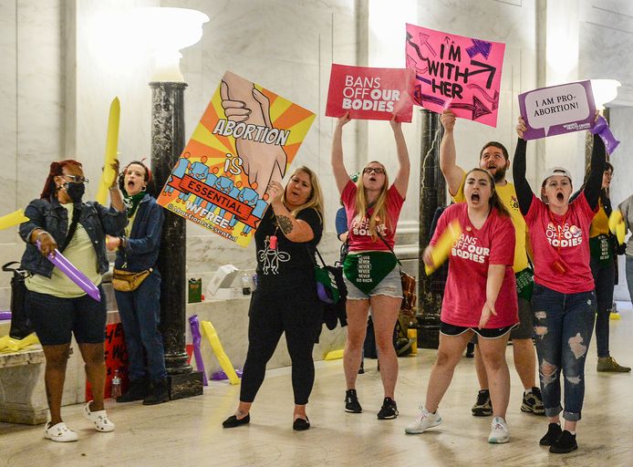 Demonstranten tegen de strenge abortuswetgeving.