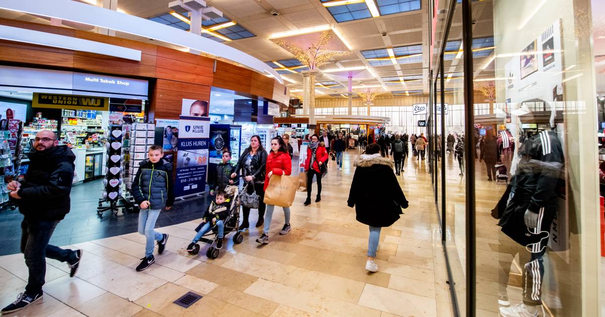 Premisse scannen dier Winkelcentrum Zuidplein nu echt op de schop: meer winkels en horeca |  Rotterdam | AD.nl