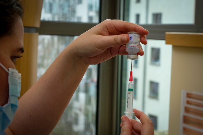 vaccinatie huisartsen en zorgpersoneel in Brussel