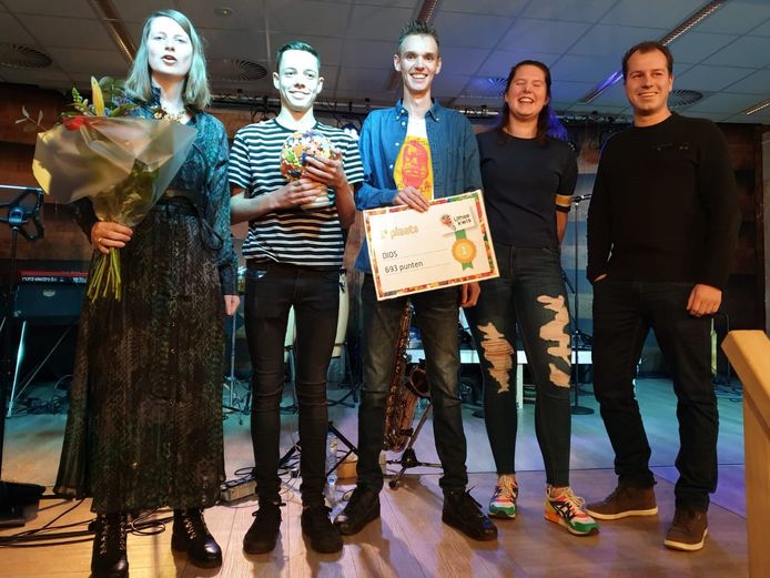 De winnaars van de Lithse Kwis: DIOS uit Oijen.