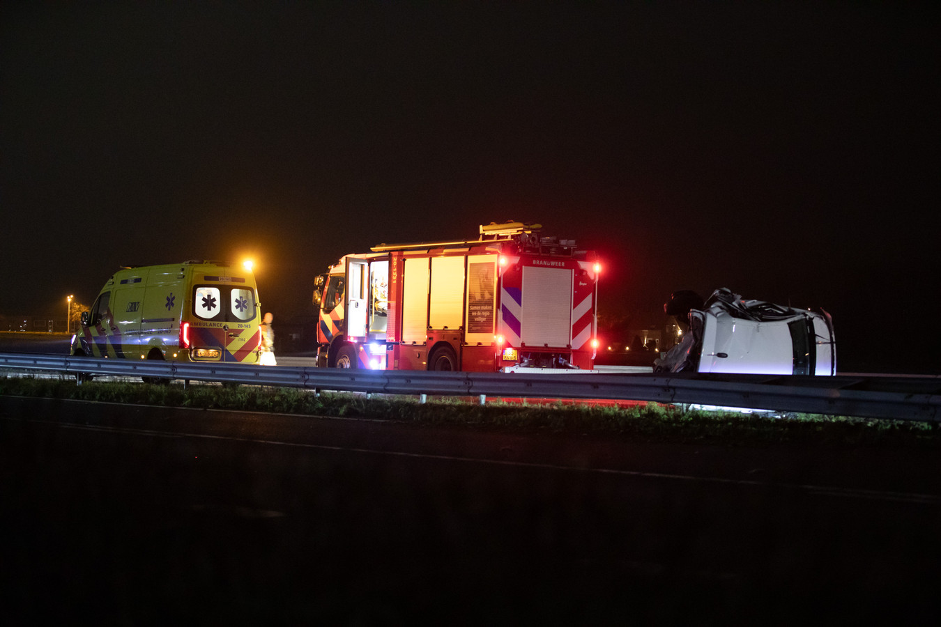 Automobilist gewond door ongeval op A17 bij Oud Gastel Foto bndestem.nl