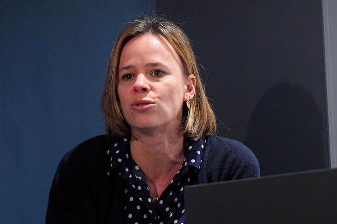 Caroline Désir, ministre de l'Éducation de la FWB (PS).