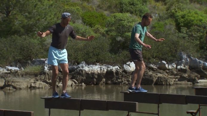 John de Bever en Rob Geus op de balk.
