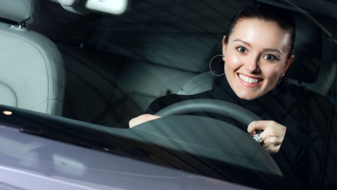 Minimumleeftijd Rijbewijs Verlagen Naar 17 Jaar Binnenland Hln Be