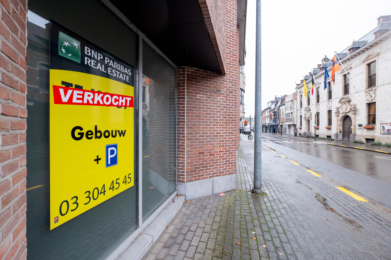 Gemeente Willebroek Koopt 2 Gebouwen In Centrum Oppositie Is Kritisch “werk Eerst Plannen Af