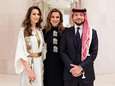 Vandaag huwt kroonprins Hoessein van Jordanië: maak kennis met Rajwa, de ‘Kate Middleton van het Midden-Oosten’