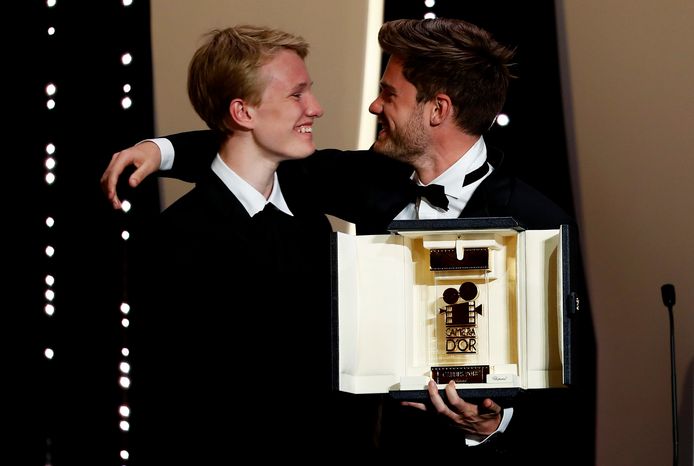 In Cannes pakten acteur Victor Polster en regisseur Lukas Dhont al prijzen. Mogen ze in februari ook hun smoking uit de kast halen?