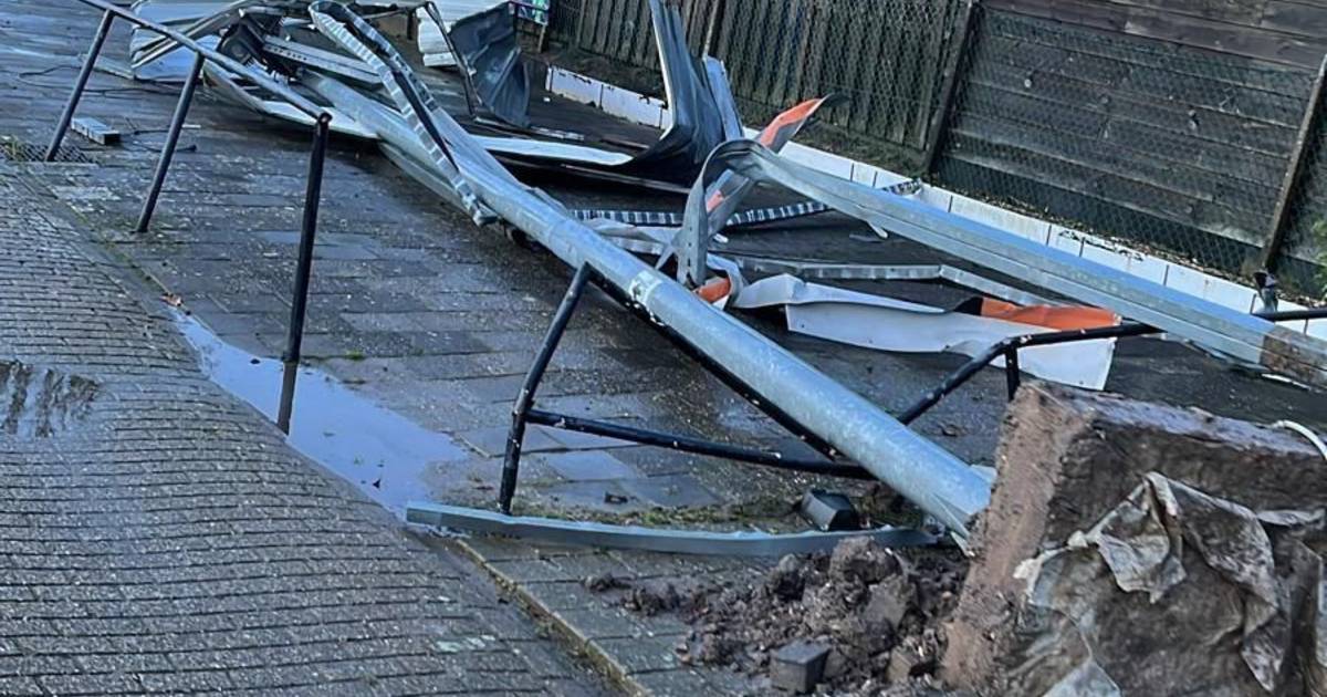 Storm Louis houdt huis in Melissant: overkapping en lichtmast van voetbalvereniging sneuvelen | Goer