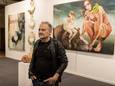 Jos Herck stelt de eerste expo in Klooster Nieuwland voor.