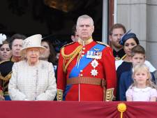 Britse tabloids over de val van prins Andrew: 'Narcist die voorheen bekend stond als Prince’