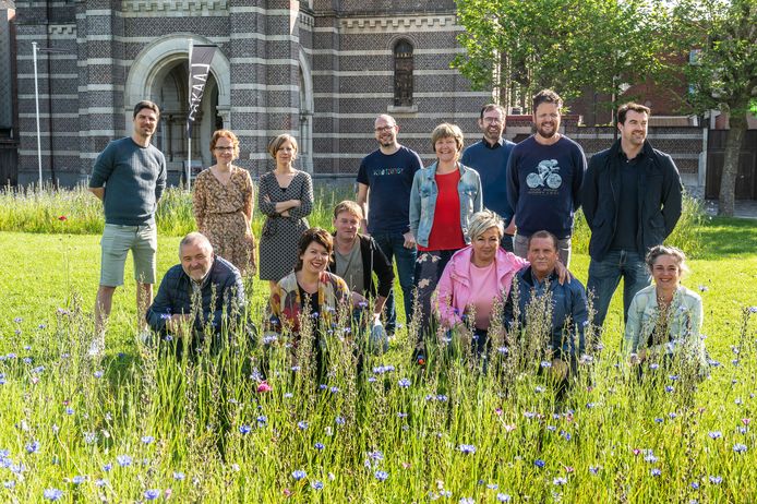 Roeselare gooit inwoners wiens naam verwijst naar planten of dieren in ...