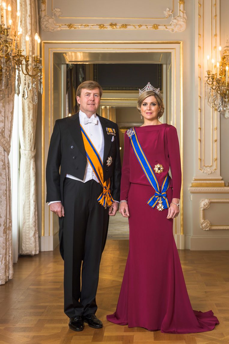 Willem Alexander Koning Beatrix Doet Afstand Het Parool